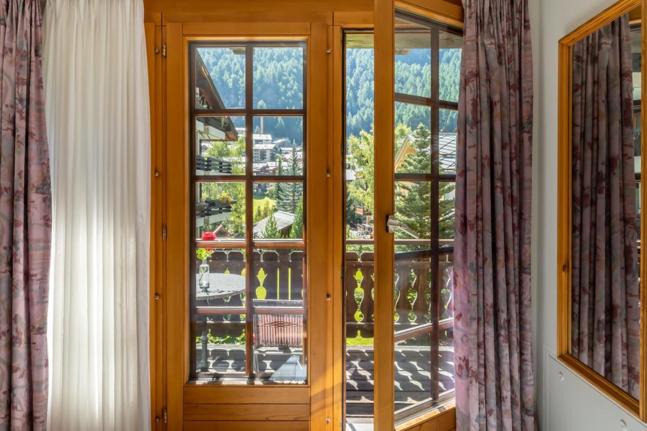 Haus Zer Weidu Lejlighed Zermatt Eksteriør billede